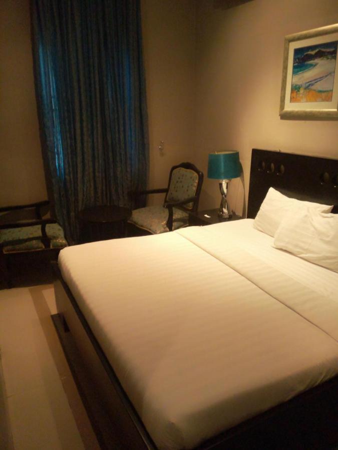 Villa Angelia Boutique Hotel Ikoyi Exterior photo