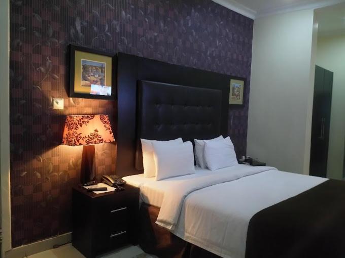 Villa Angelia Boutique Hotel Ikoyi Exterior photo