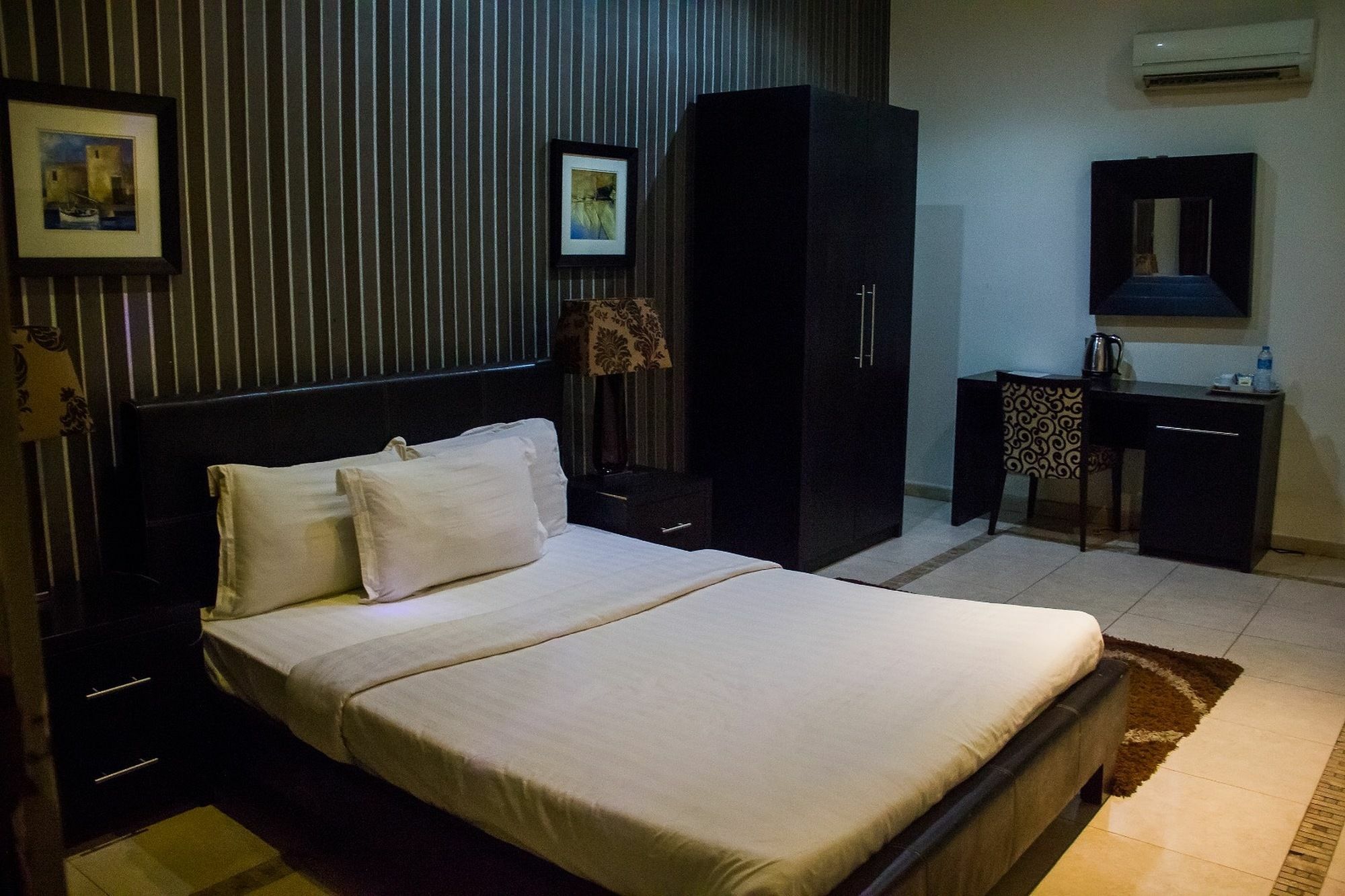 Villa Angelia Boutique Hotel Ikoyi Exterior photo